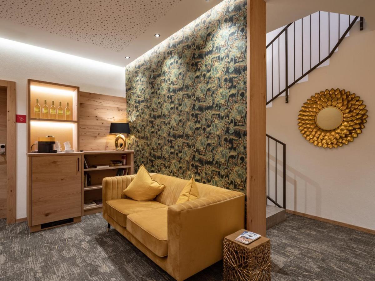 Alma Appartements Mayrhofen Buitenkant foto