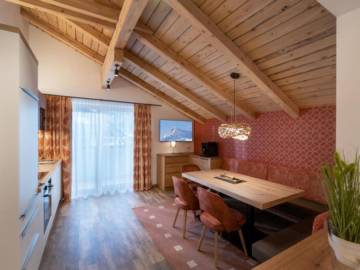 Alma Appartements Mayrhofen Buitenkant foto